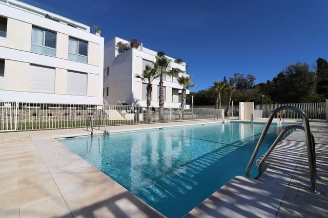 3 quarto Apartamento para venda em Elviria, Marbella com garagem - 990 000 € (Ref: 9550378)