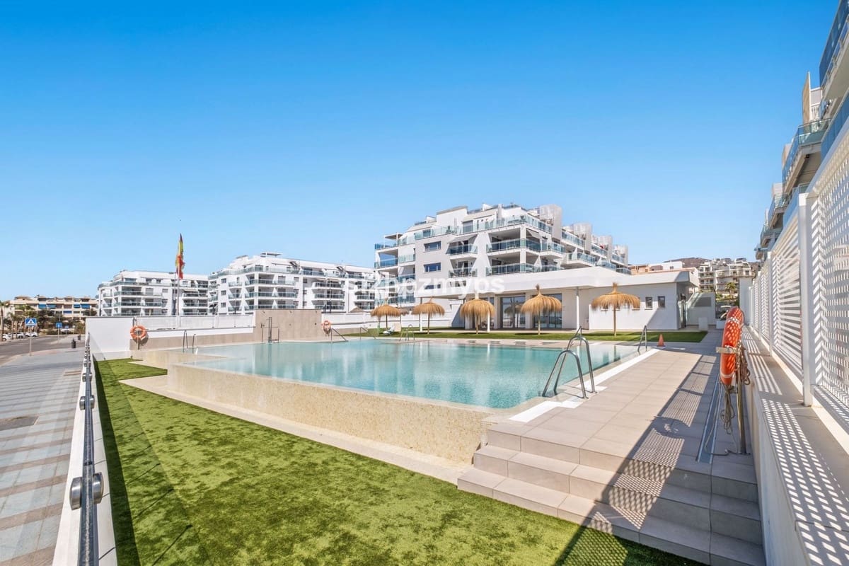 4 chambre Appartement à vendre à Torrox - 575 000 € (Ref: 9550380)