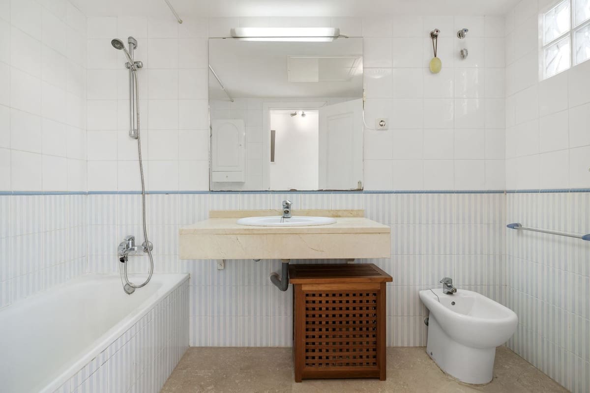 2 soveværelse Lejlighed til salg i Torrequebrada - € 375.000 (Ref: 9550390)