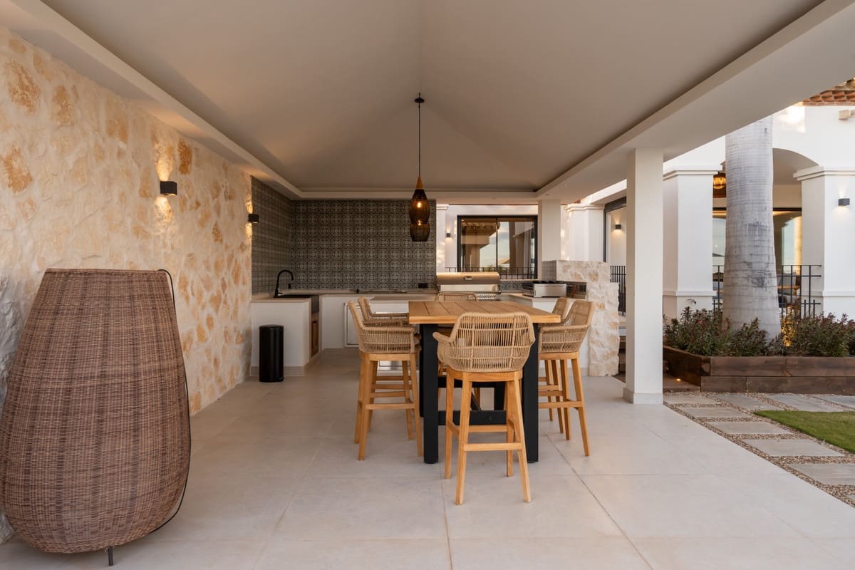 4 makuuhuone Huvila myytävänä paikassa Los Flamingos - 5 995 000 € (Ref: 9550392)