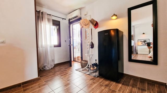 2 chambre Appartement à vendre à La Duquesa / Puerto de la Duquesa, Manilva avec garage - 189 000 € (Ref: 9554321)