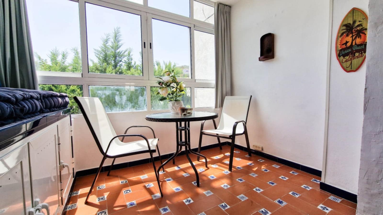 2 sypialnia Apartament na sprzedaż w La Duquesa / Puerto de la Duquesa z garażem - 189 000 € (Ref: 9554321)