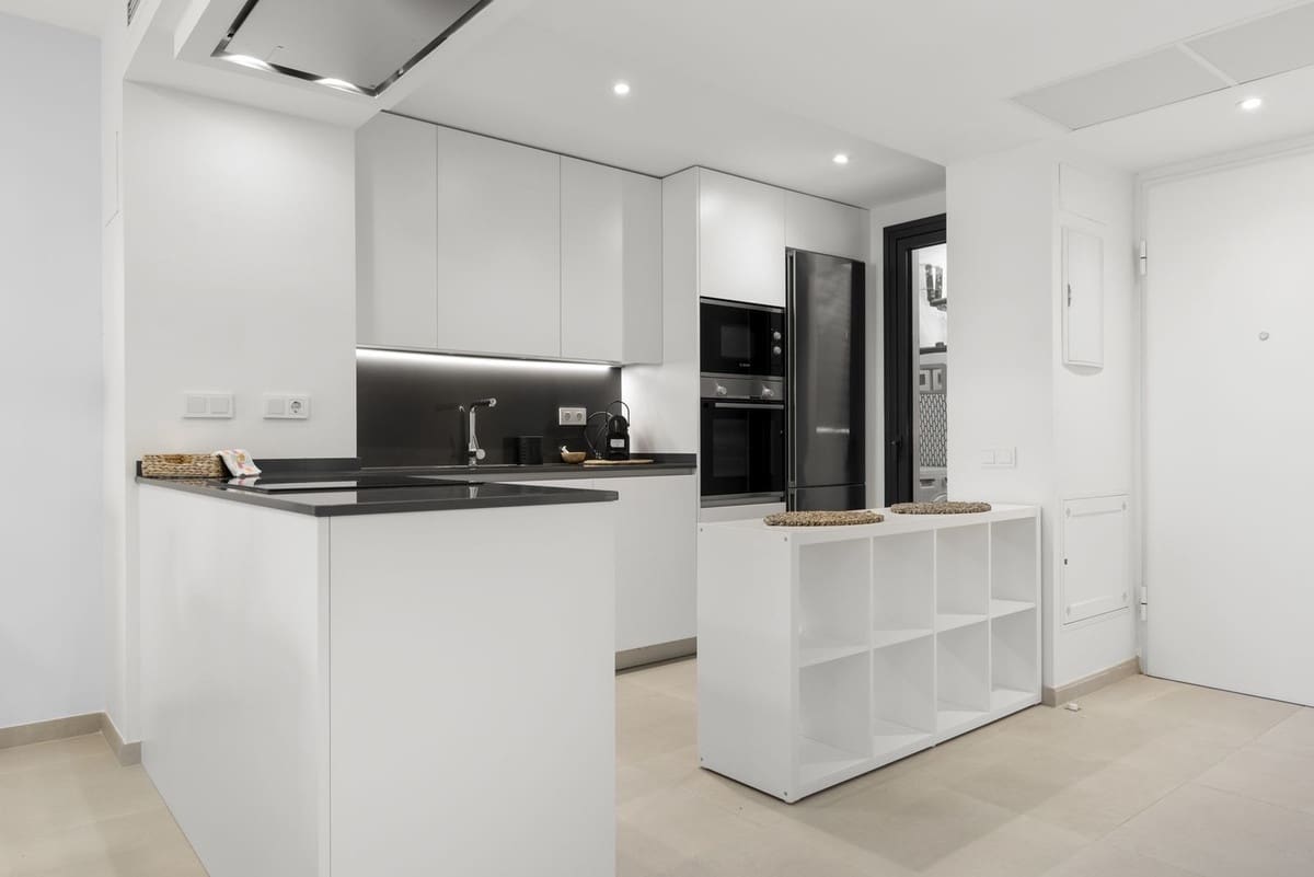 3 Zimmer Apartment zu verkaufen in La Cala de Mijas mit Garage - 525.000 € (Ref: 9554328)