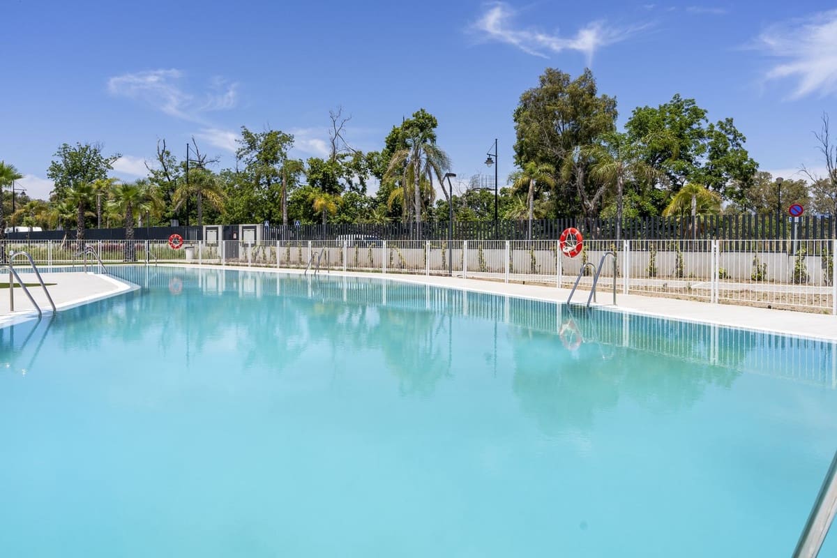 2 sovrum Takvåning till salu i Torremolinos med garage - 980 000 € (Ref: 9554330)