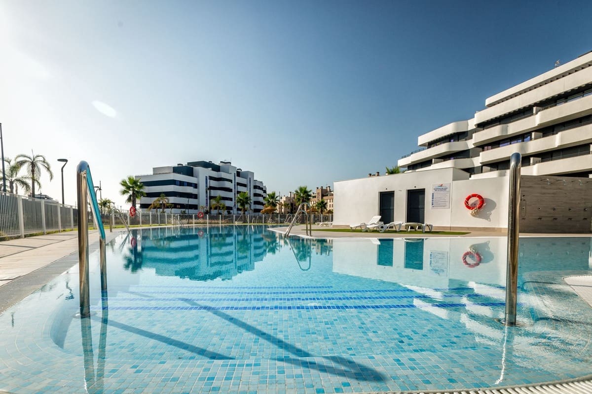 2 sovrum Takvåning till salu i Torremolinos med garage - 980 000 € (Ref: 9554330)