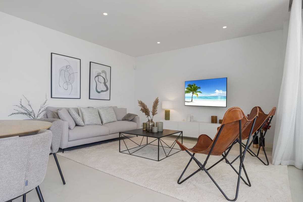 Apartamento de 2 habitaciones en Fuengirola en venta - 599.000 € (Ref: 9554332)