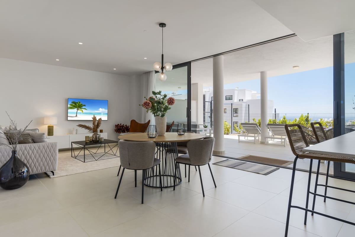 Apartamento de 2 habitaciones en Fuengirola en venta - 599.000 € (Ref: 9554332)