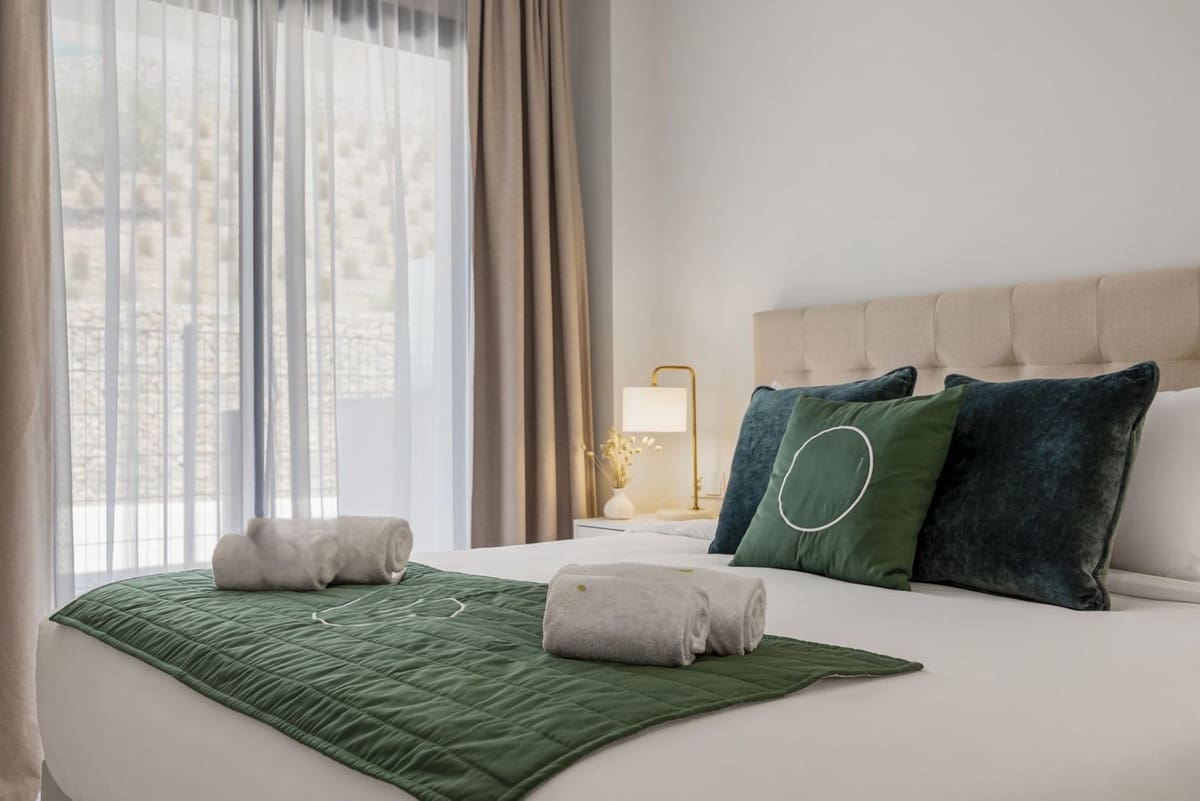 Apartamento de 2 habitaciones en Fuengirola en venta - 599.000 € (Ref: 9554332)