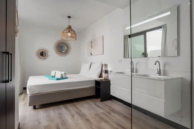 Apartamento de 2 habitaciones en Mijas pueblo, Mijas en venta con garaje - 399.000 € (Ref: 9554334)