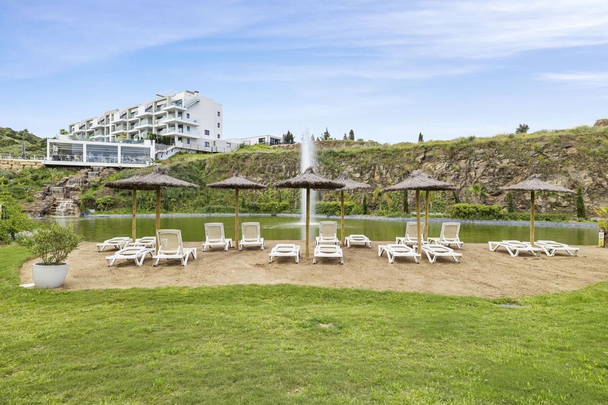 Apartamento de 2 habitaciones en Mijas en venta con garaje - 399.000 € (Ref: 9554334)