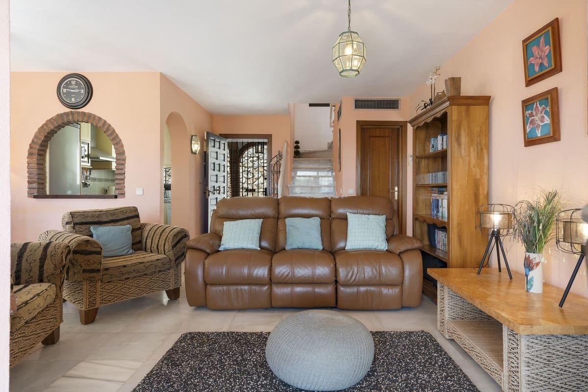 5 soveværelse Finca/Landehus til salg i Calahonda - € 499.000 (Ref: 9554335)