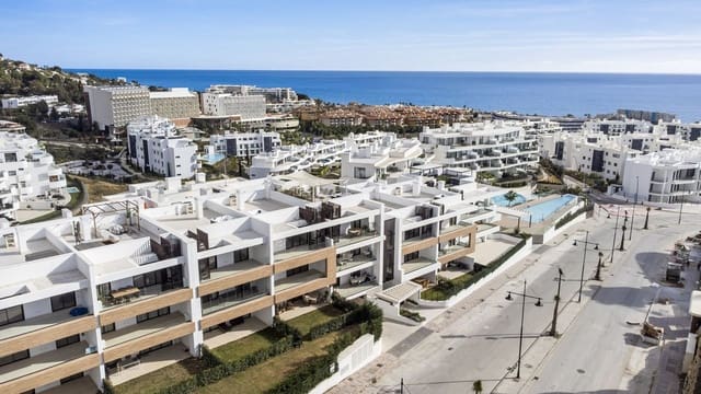 2 makuuhuone Huoneisto myytävänä paikassa Castillo Sohail, Fuengirola - 529 000 € (Ref: 9554339)