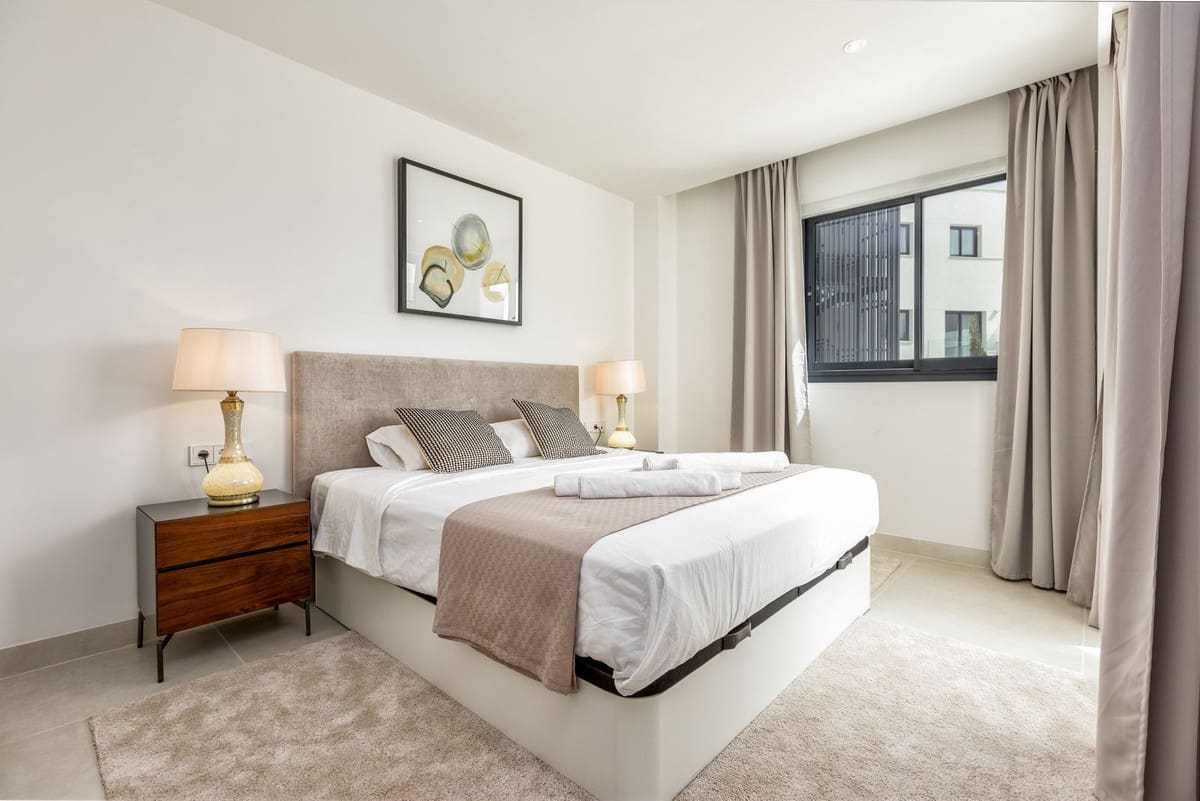 Apartamento de 2 habitaciones en Fuengirola en venta - 599.000 € (Ref: 9554341)