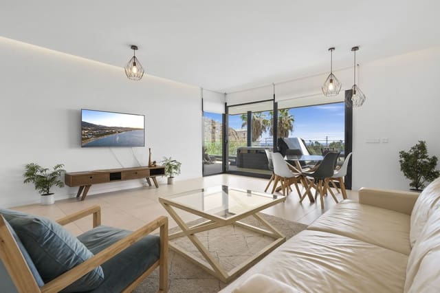 3 soveværelse Lejlighed til salg i Castillo Sohail, Fuengirola med garage - € 659.000 (Ref: 9554343)