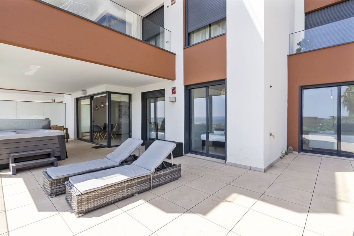 3 soveværelse Lejlighed til salg i Fuengirola med garage - € 659.000 (Ref: 9554343)