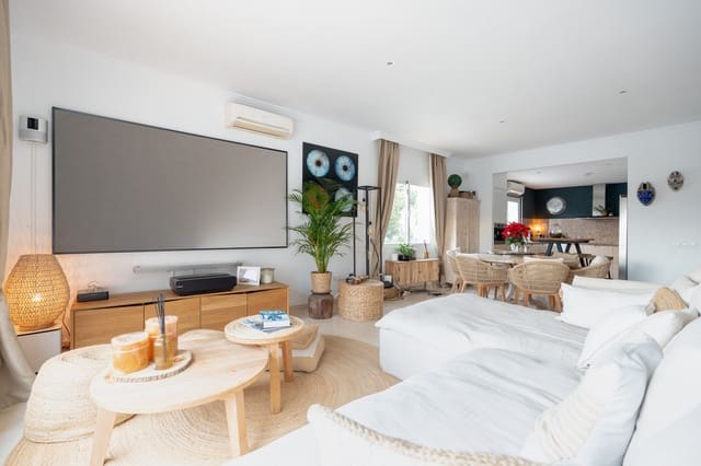 4 soverom Villa til salgs i La Capellania, Benalmádena med svømmebasseng - € 1 149 000 (Ref: 9554346)