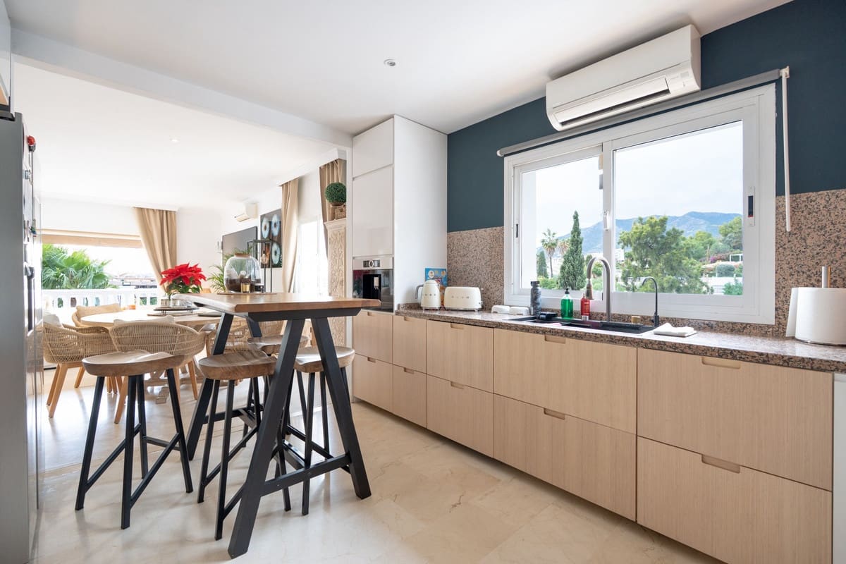 4 soverom Villa til salgs i La Capellania med svømmebasseng - € 1 149 000 (Ref: 9554346)