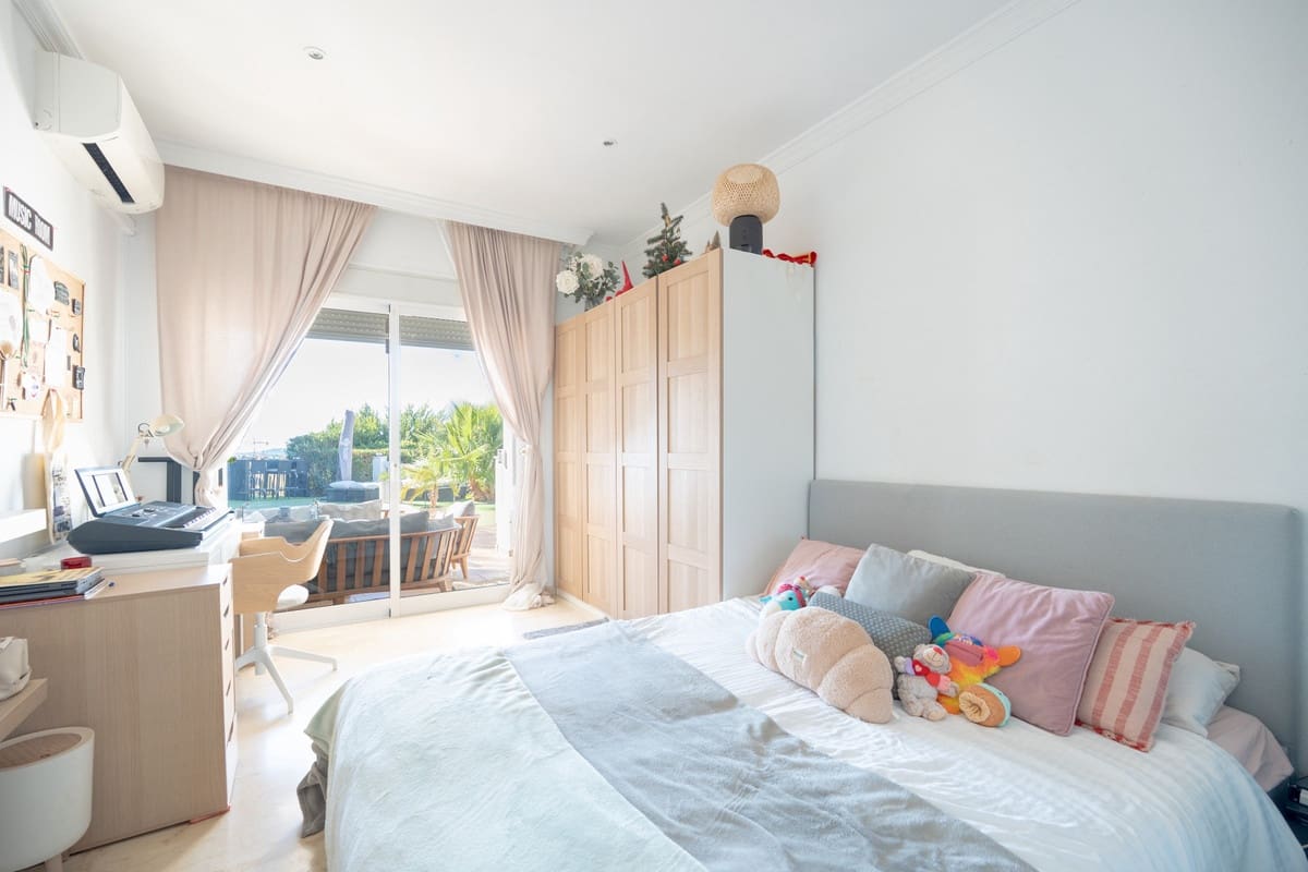 4 soverom Villa til salgs i La Capellania med svømmebasseng - € 1 149 000 (Ref: 9554346)