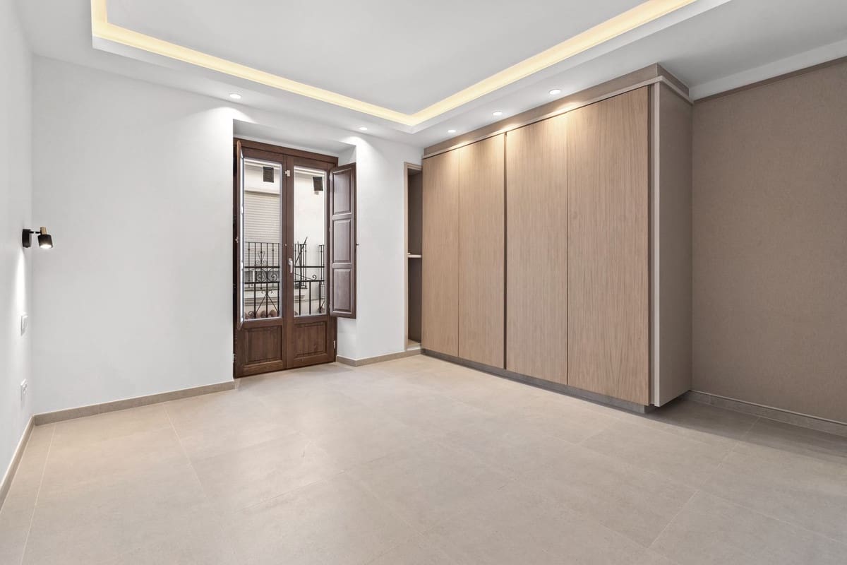 2 makuuhuone Omakotitalo myytävänä paikassa Estepona - 749 000 € (Ref: 9554350)