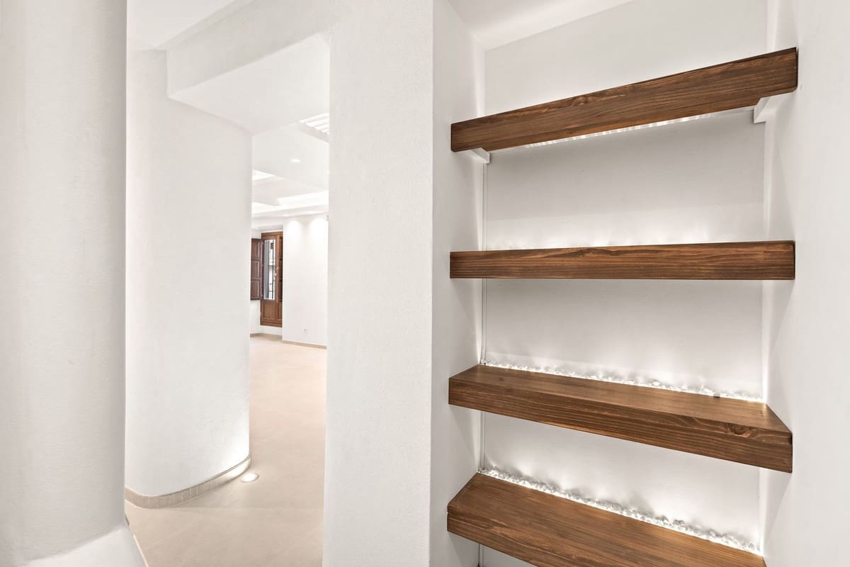 2 makuuhuone Omakotitalo myytävänä paikassa Estepona - 749 000 € (Ref: 9554350)