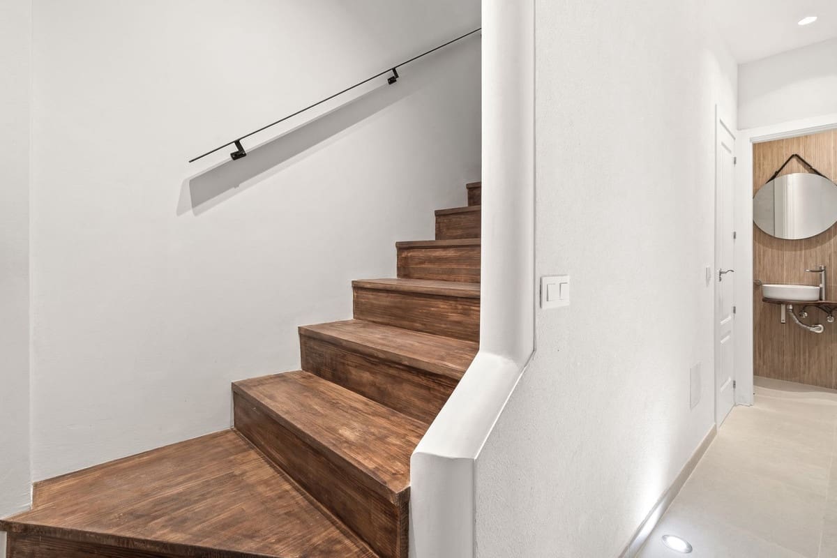 2 makuuhuone Omakotitalo myytävänä paikassa Estepona - 749 000 € (Ref: 9554350)