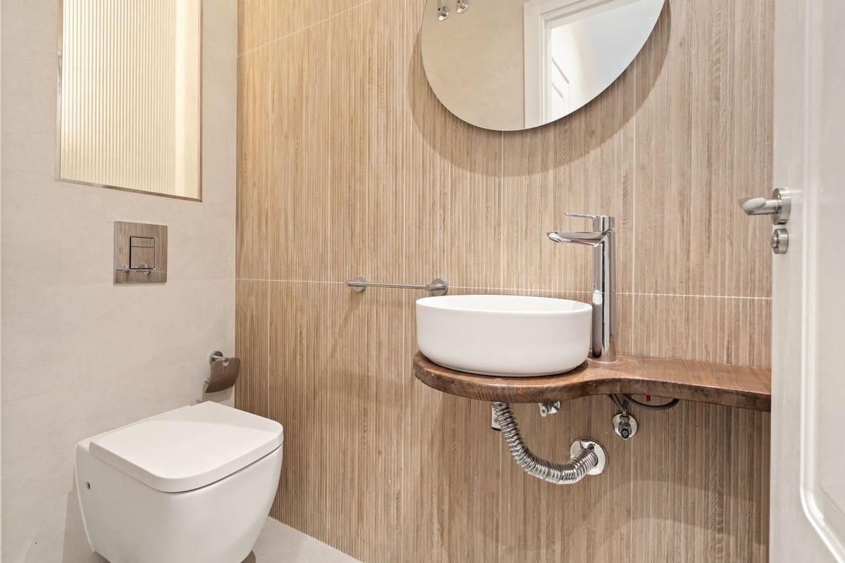 2 makuuhuone Omakotitalo myytävänä paikassa Estepona - 749 000 € (Ref: 9554350)