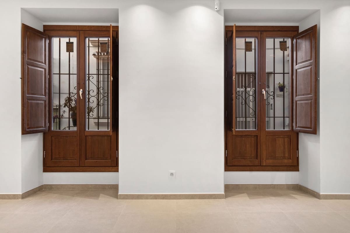 2 makuuhuone Omakotitalo myytävänä paikassa Estepona - 749 000 € (Ref: 9554350)