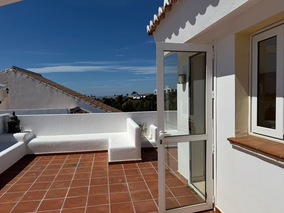 5 quarto Casa em Banda para venda em La Cala de Mijas com garagem - 600 000 € (Ref: 9554351)