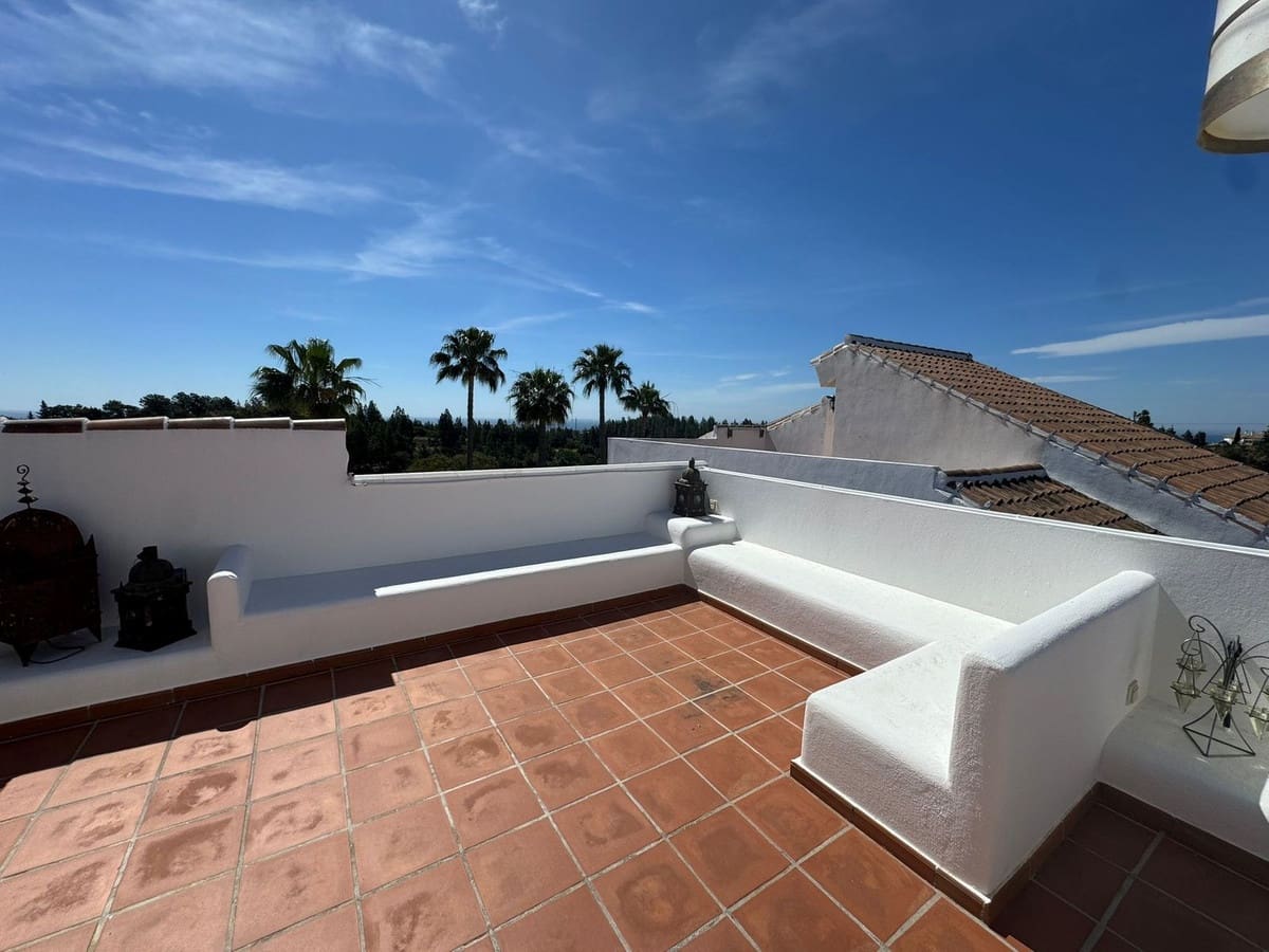 5 quarto Casa em Banda para venda em La Cala de Mijas com garagem - 600 000 € (Ref: 9554351)