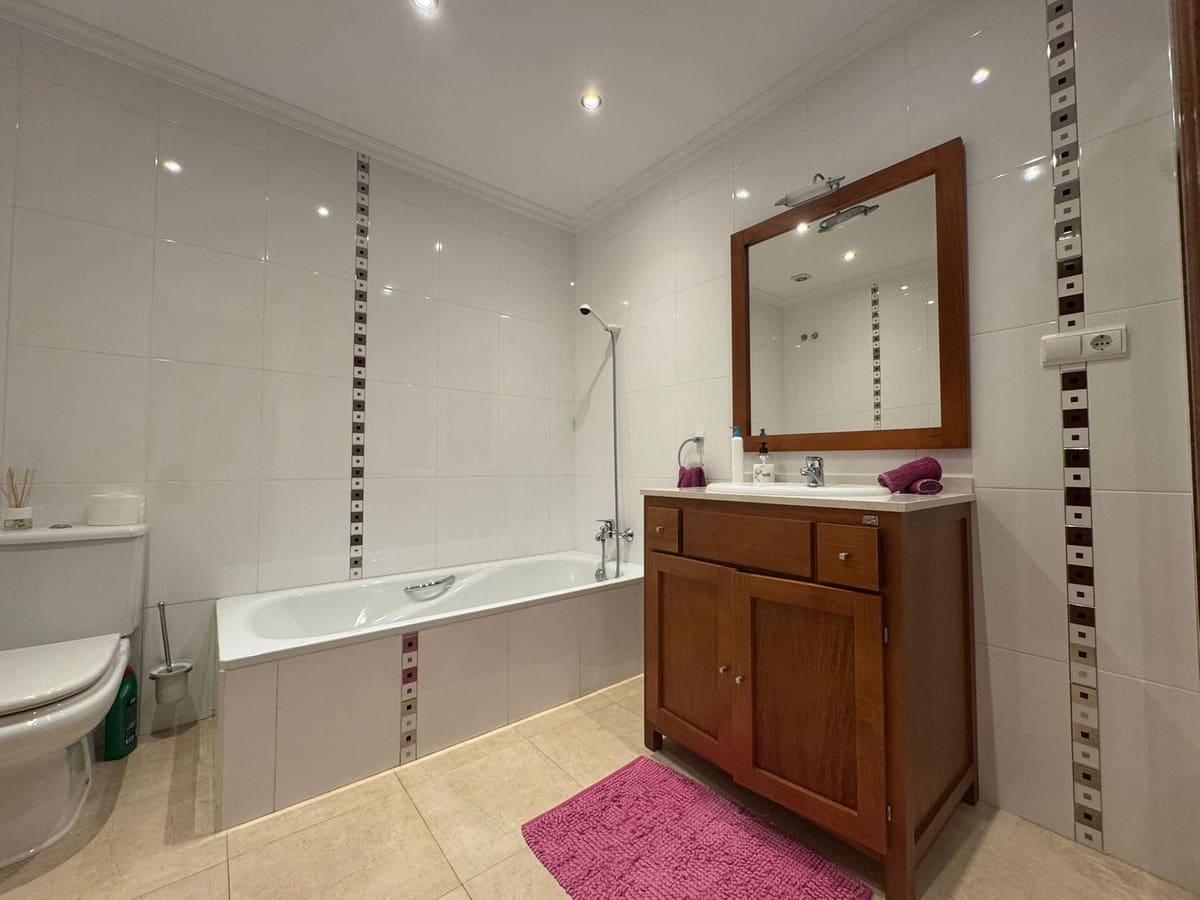 5 quarto Casa em Banda para venda em La Cala de Mijas com garagem - 600 000 € (Ref: 9554351)