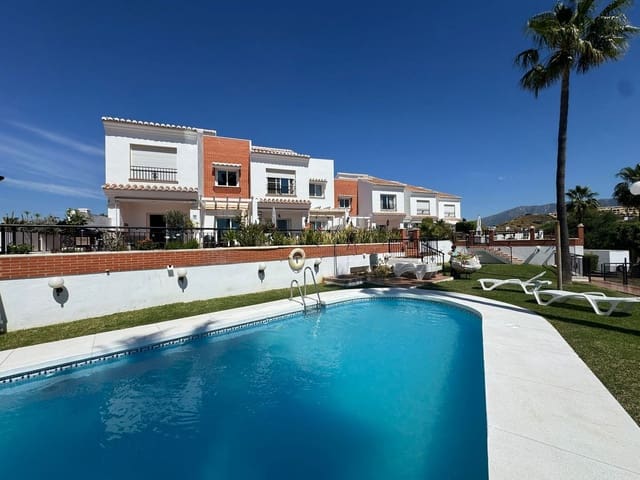 5 quarto Casa em Banda para venda em La Cala de Mijas, Mijas com garagem - 600 000 € (Ref: 9554351)