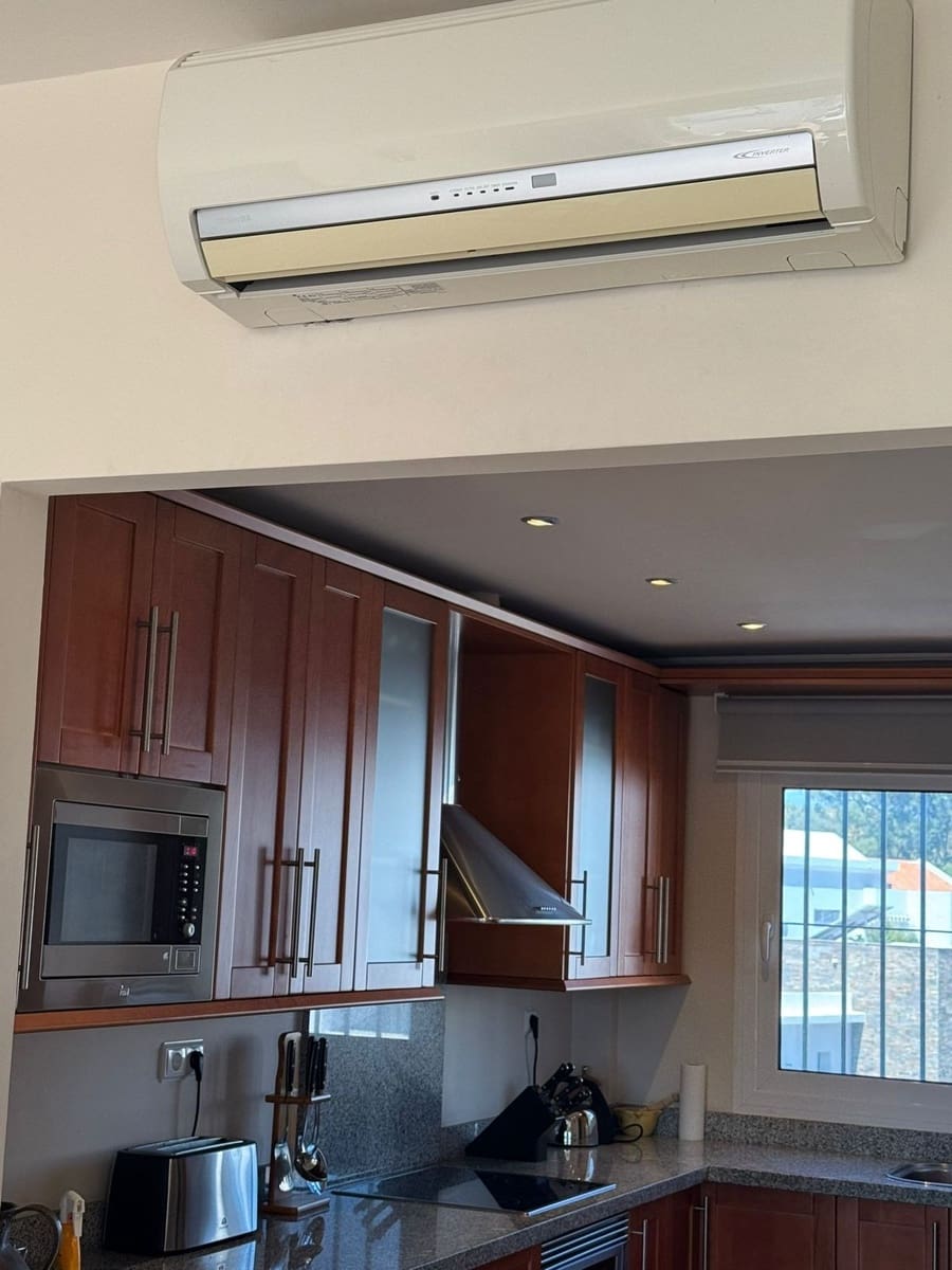 5 quarto Casa em Banda para venda em La Cala de Mijas com garagem - 600 000 € (Ref: 9554351)