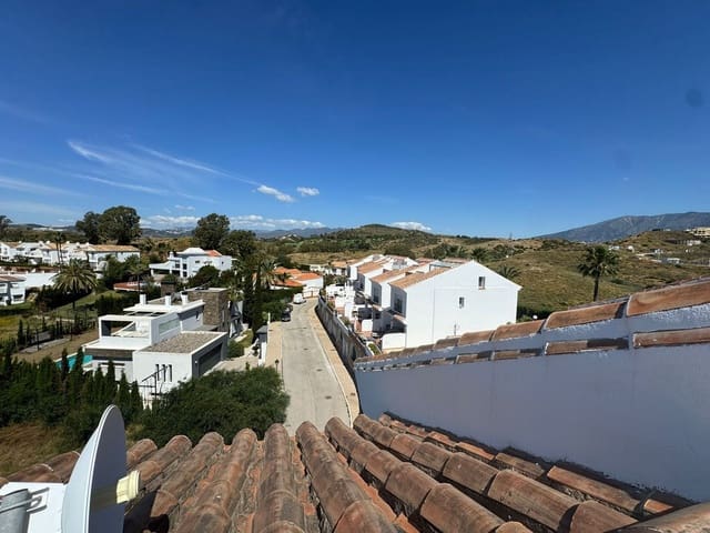 5 quarto Casa em Banda para venda em La Cala de Mijas, Mijas com garagem - 600 000 € (Ref: 9554351)