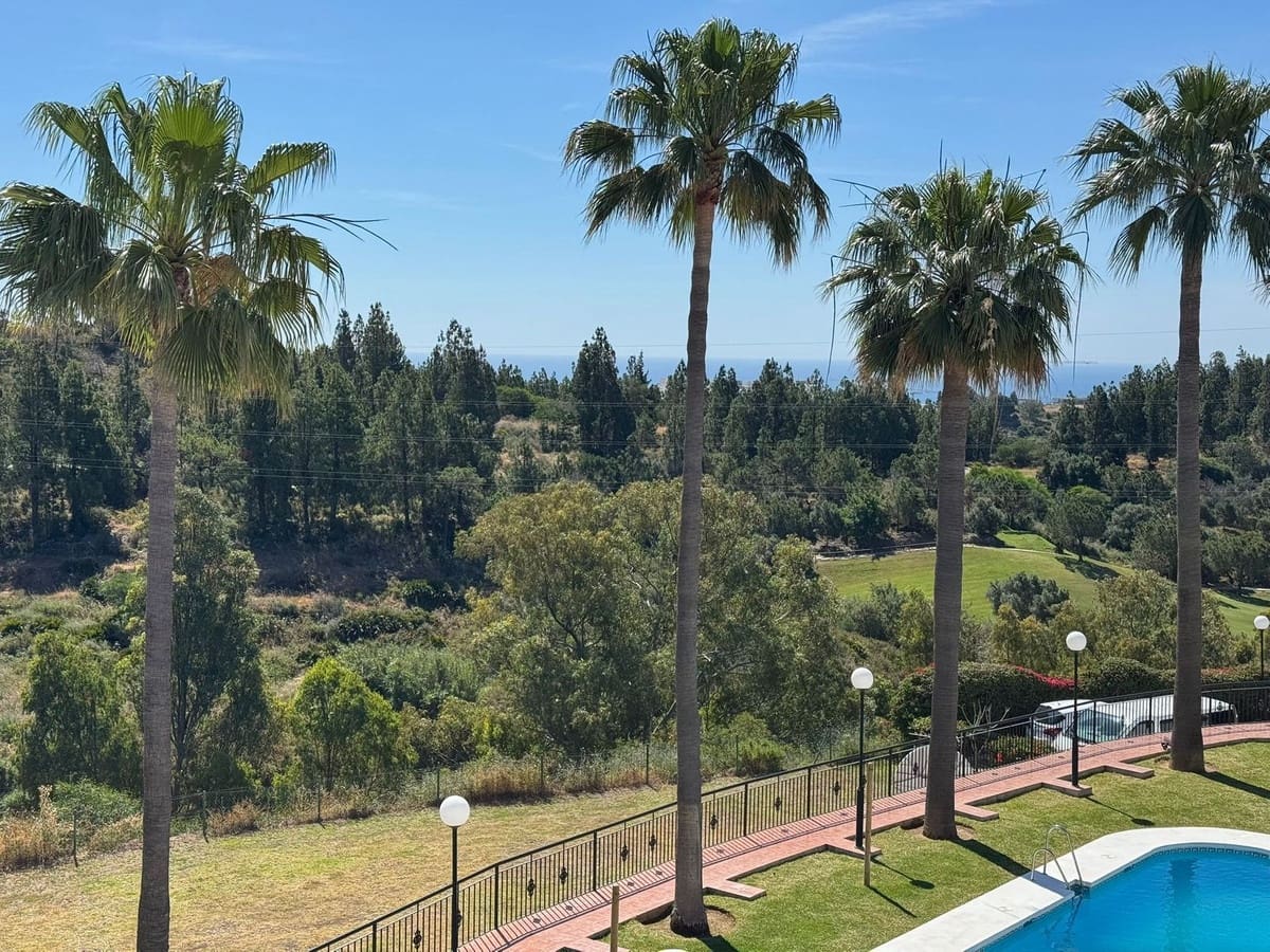 5 quarto Casa em Banda para venda em La Cala de Mijas com garagem - 600 000 € (Ref: 9554351)