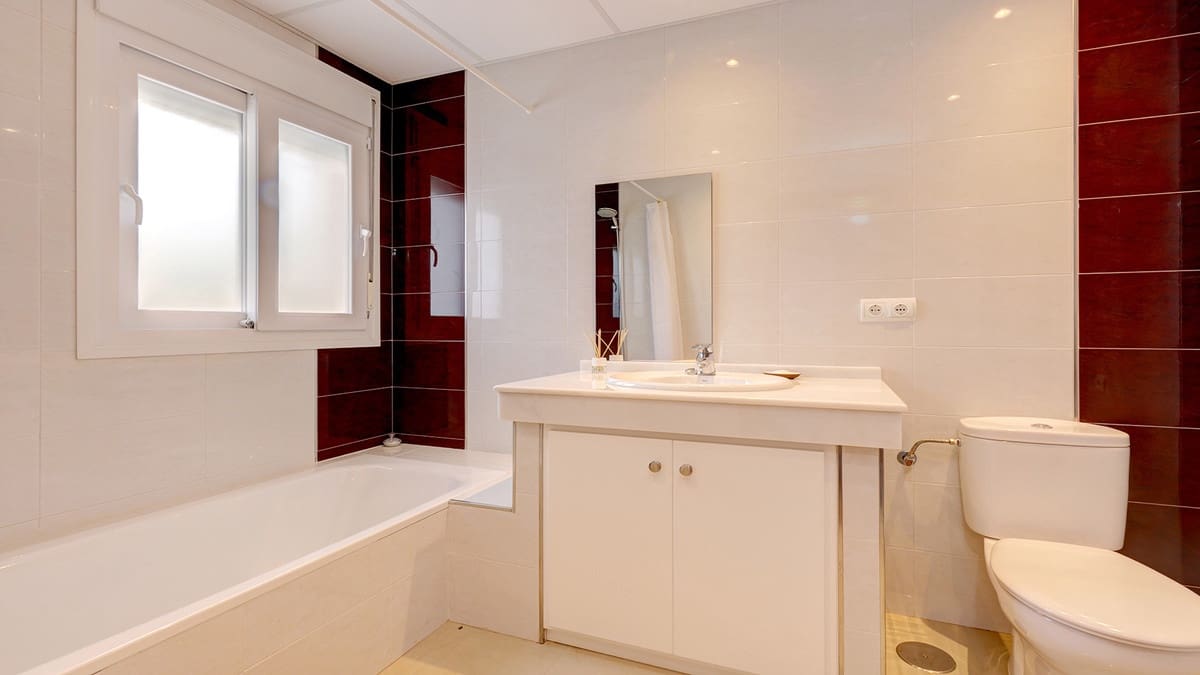 4 soveværelse Villa til salg i Manilva - € 1.450.000 (Ref: 9554352)