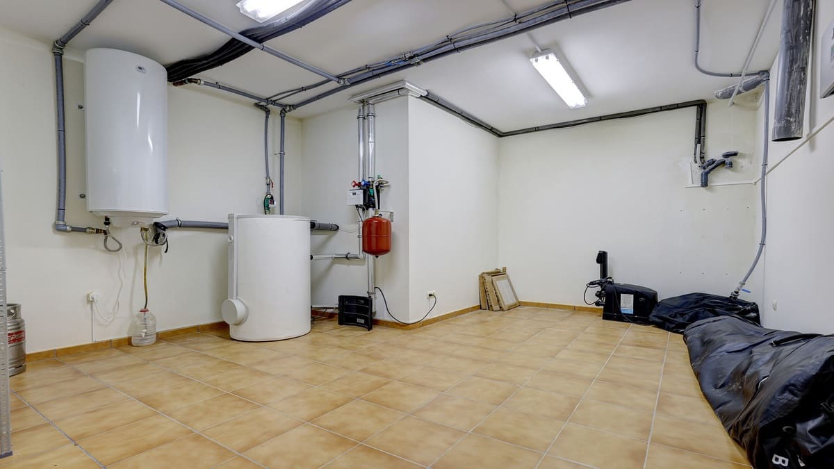 4 soveværelse Villa til salg i Manilva - € 1.450.000 (Ref: 9554352)