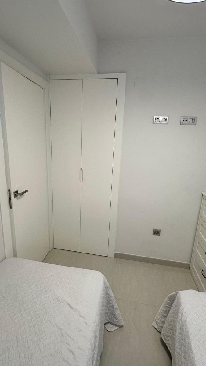 2 soverom Leilighet til salgs i Torrevieja - € 219 900 (Ref: 9554353)