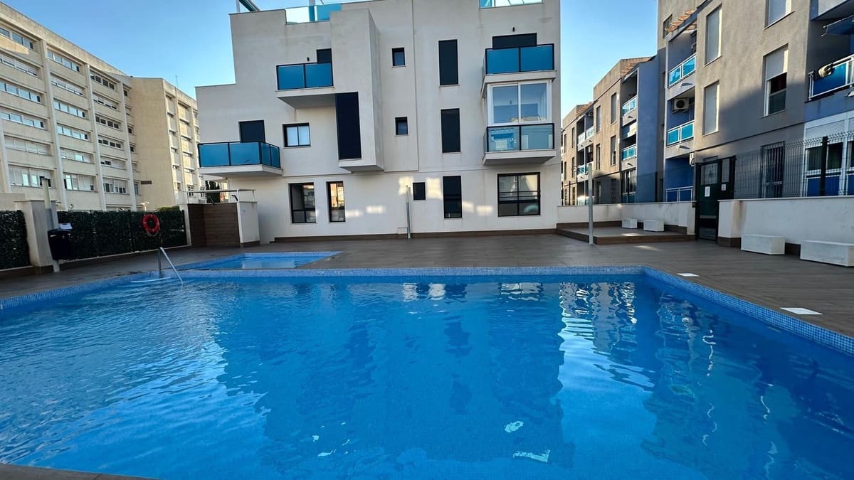 2 soverom Leilighet til salgs i Torrevieja - € 219 900 (Ref: 9554353)