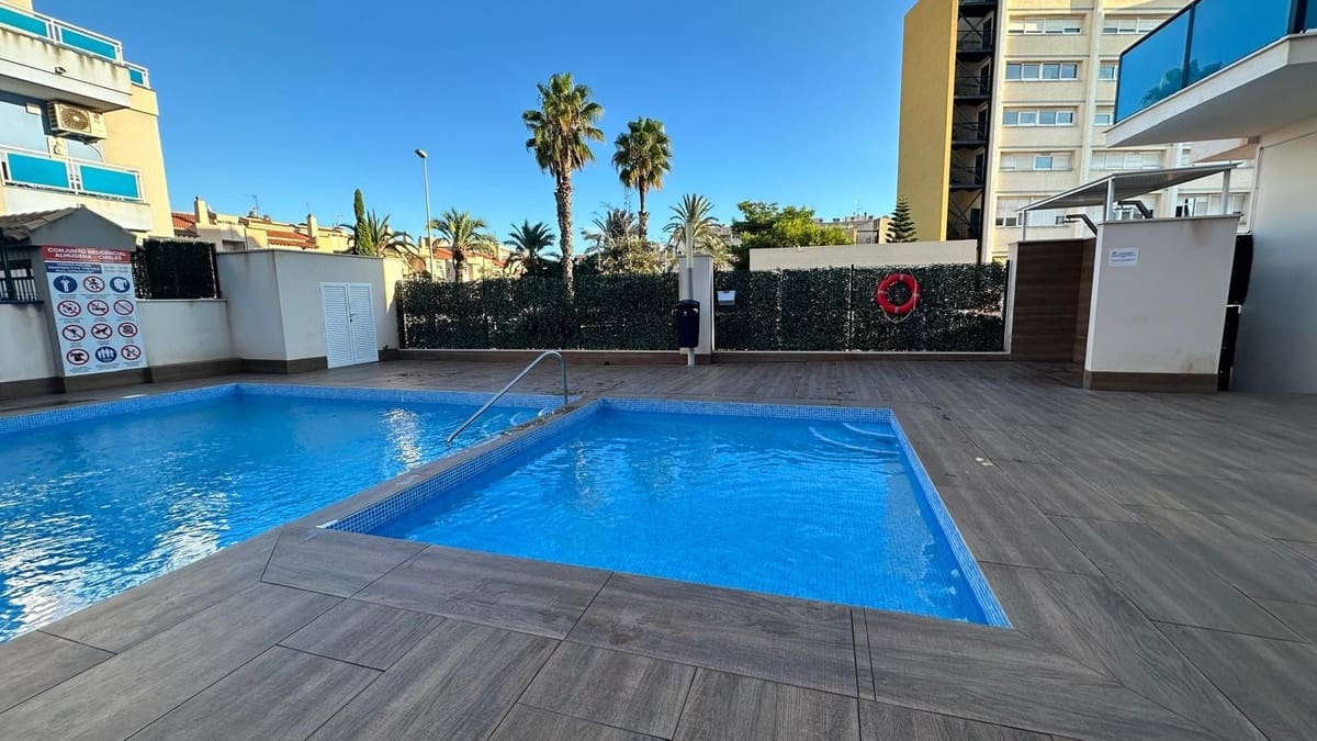 2 soverom Leilighet til salgs i Torrevieja - € 219 900 (Ref: 9554353)