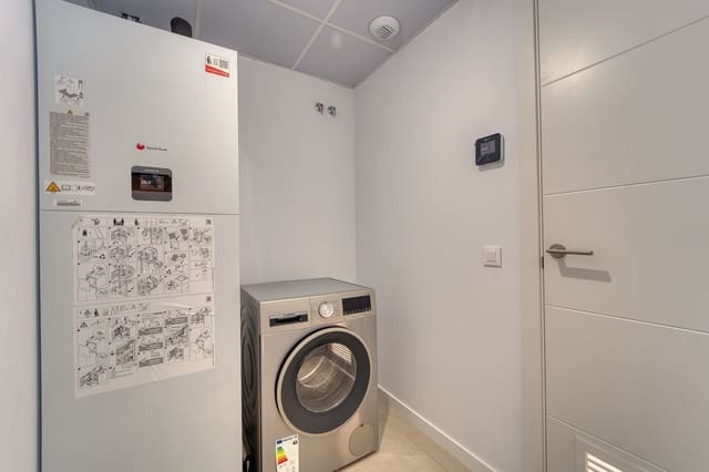 Apartamento de 3 habitaciones en Torremolinos en venta - 1.100.000 € (Ref: 9554359)