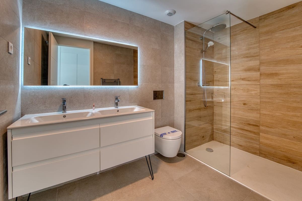 Apartamento de 3 habitaciones en Torremolinos en venta - 1.100.000 € (Ref: 9554359)