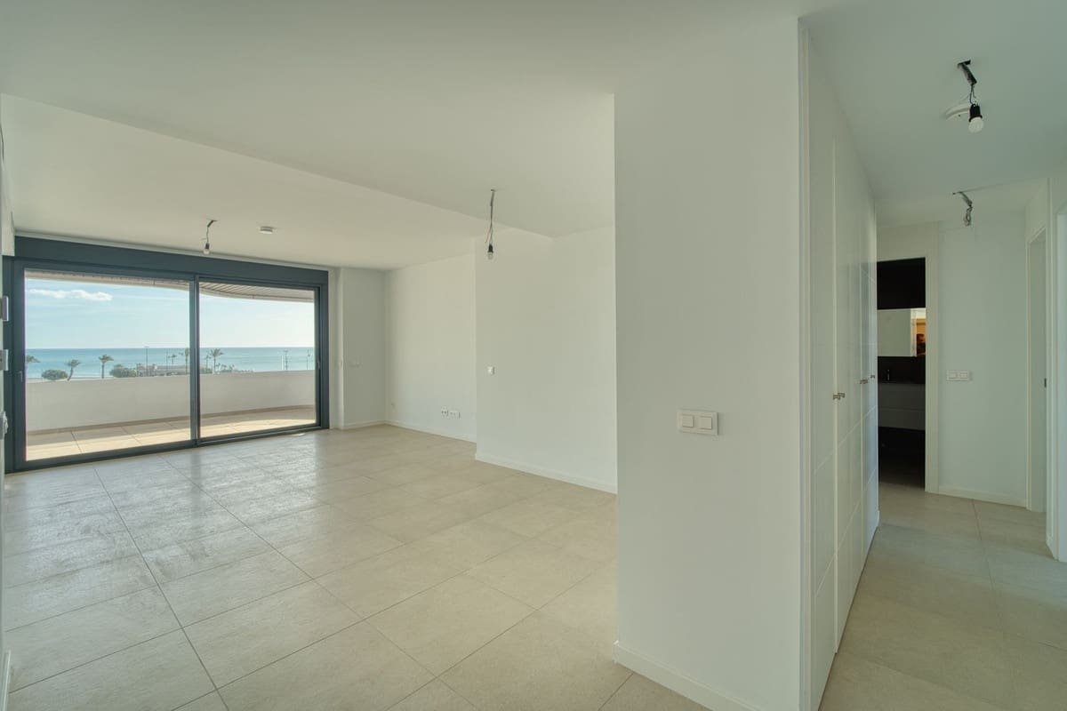 Apartamento de 3 habitaciones en Torremolinos en venta - 1.100.000 € (Ref: 9554359)