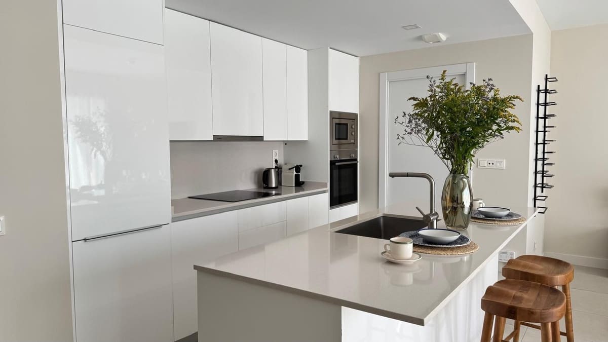 3 soverom Leilighet til salgs i Estepona - € 695 000 (Ref: 9554361)