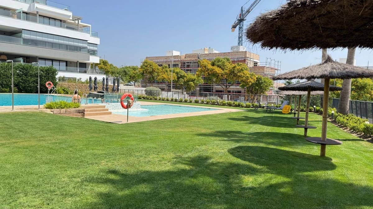 3 soverom Leilighet til salgs i Estepona - € 695 000 (Ref: 9554361)