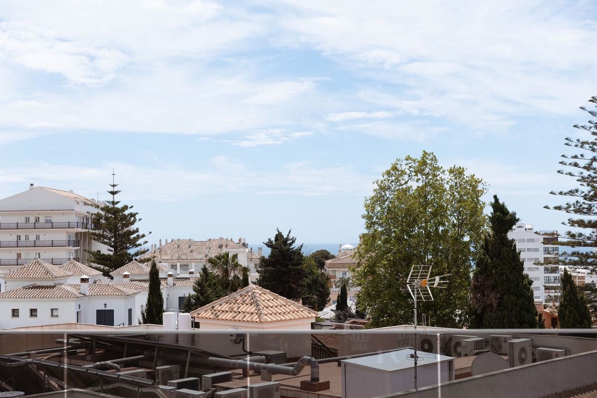 6 soveværelse Villa til salg i Benalmadena med swimmingpool - € 1.950.000 (Ref: 9554362)