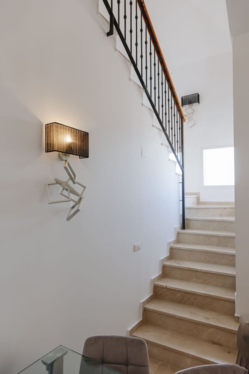 4 soveværelse Penthouse til salg i Manilva med garage - € 450.000 (Ref: 9554364)