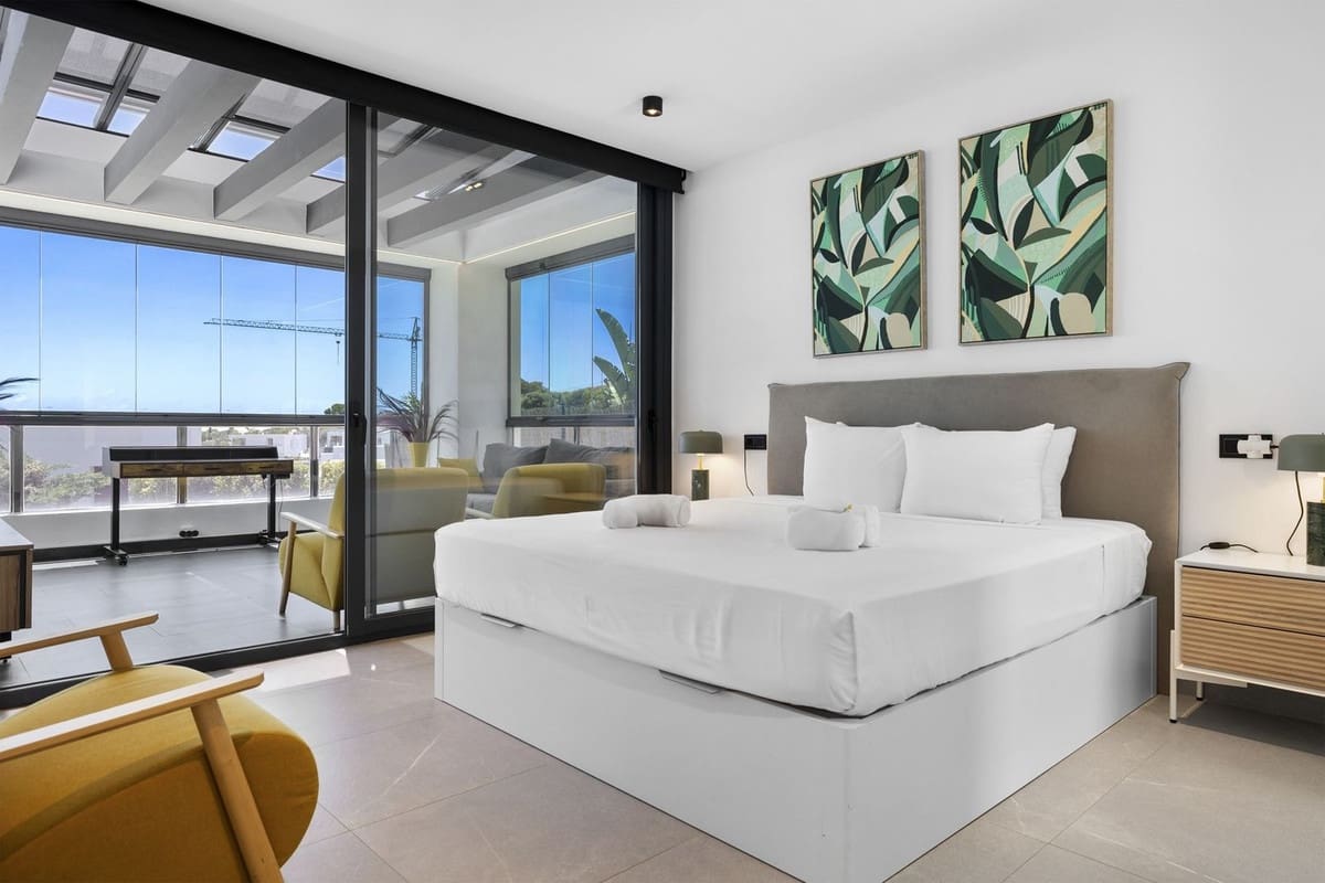 Chalet de 4 habitaciones en Mijas en venta - 1.800.000 € (Ref: 9557446)