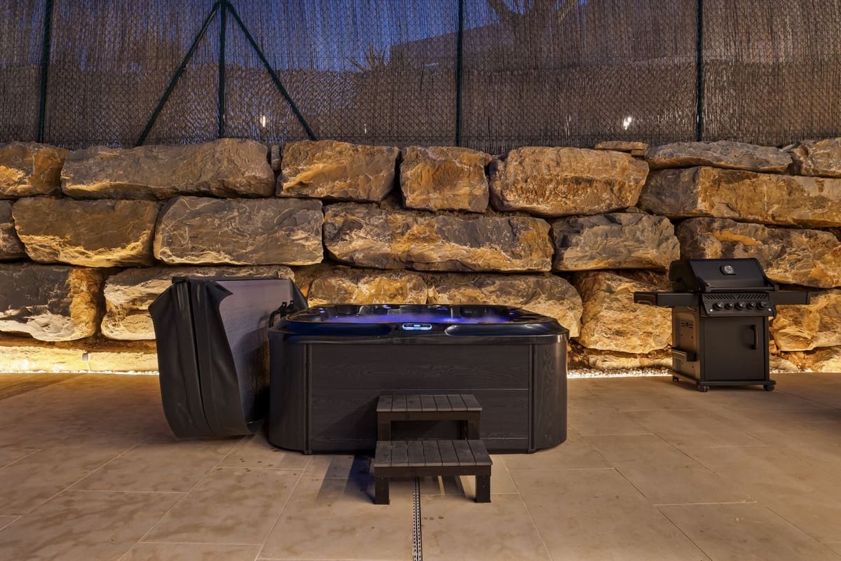 Chalet de 4 habitaciones en Mijas en venta - 1.800.000 € (Ref: 9557446)