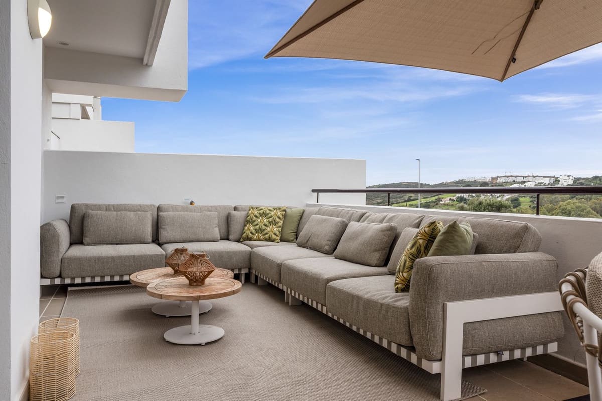 2 soverom Leilighet til salgs i Estepona med garasje - € 330 000 (Ref: 9557447)