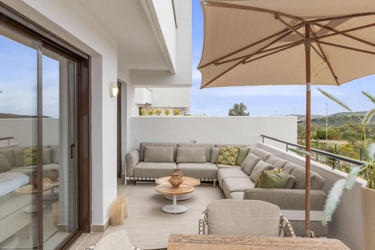 2 soverom Leilighet til salgs i Estepona med garasje - € 330 000 (Ref: 9557447)